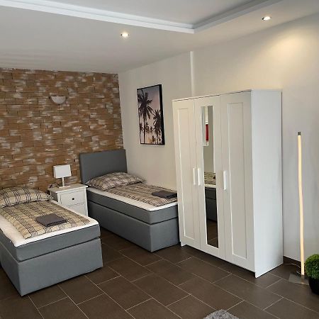 Malibu Apartman & Jacuzzi Miskolc Exterior photo